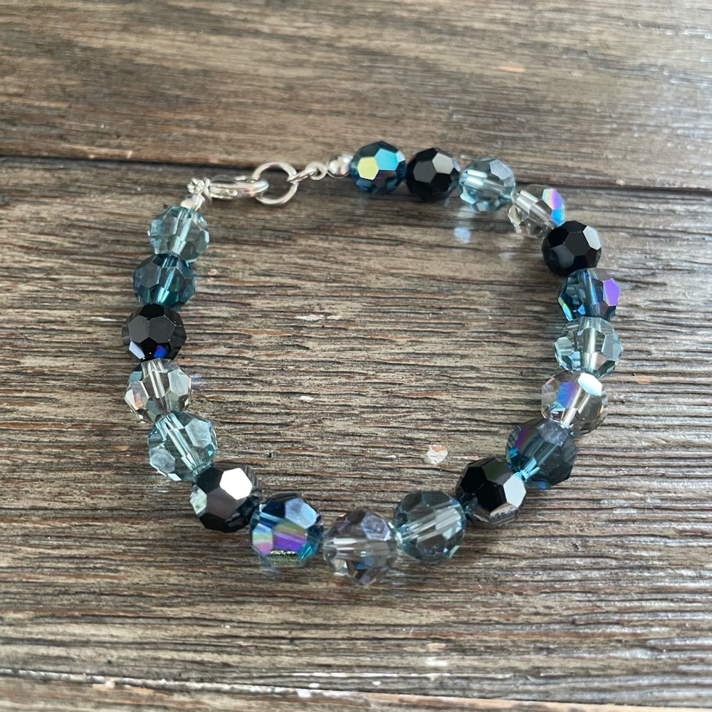Crystal beaded bracelet